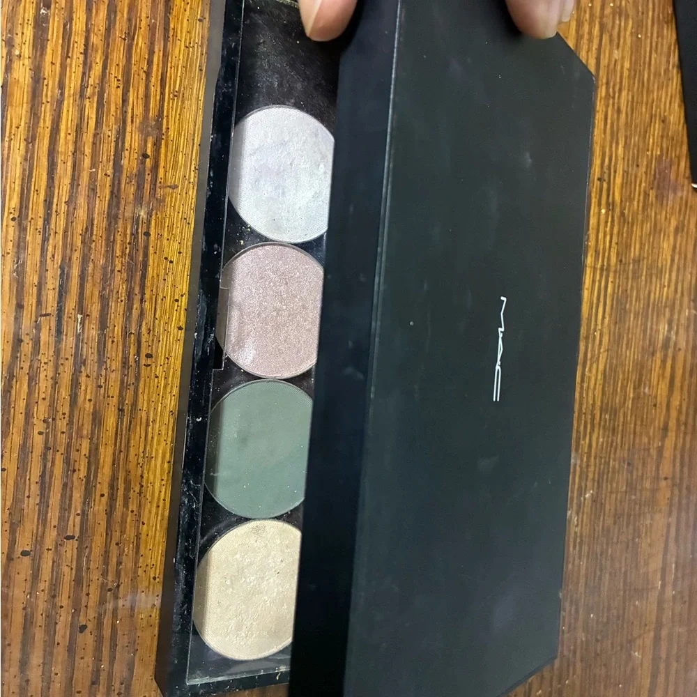 Mac pallet of Ofra 7 gram eye shadows $469 retail value